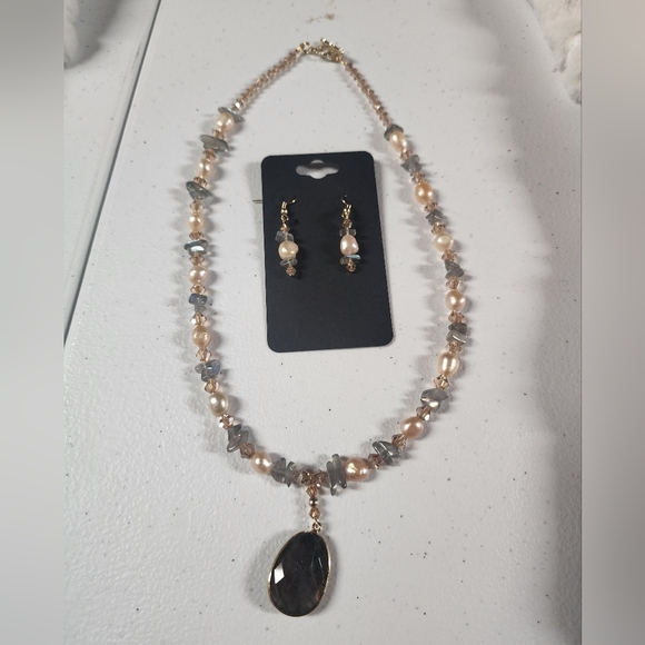 SPECIAL EDITION CHRISTMAS JEWELRY STOCKINGS - Picture 9 of 12